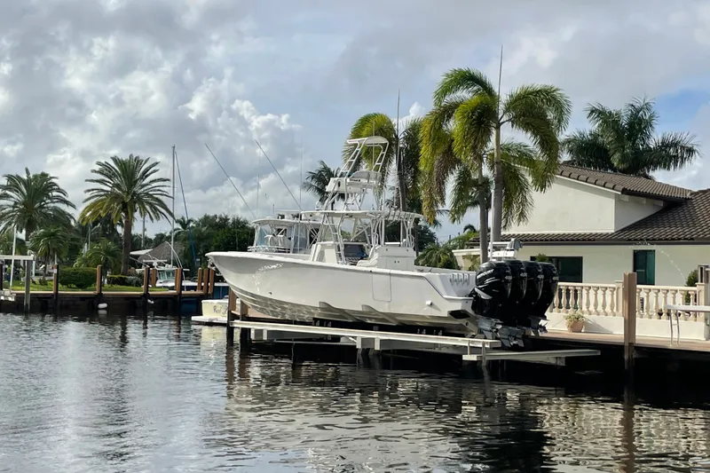 Slide: The Image of SeaVee 390Z 2018 - 31