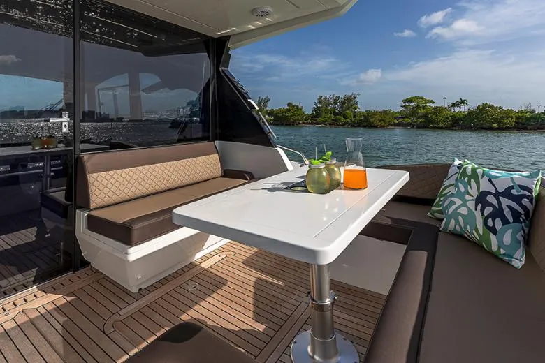 Slide: The Image of Galeon 425 HTS 2024 - 8