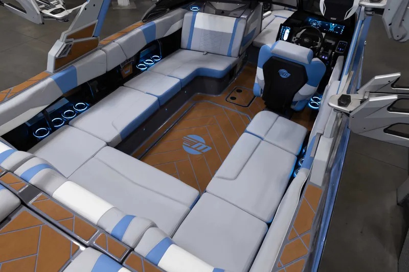 Slide: The Image of Malibu 23 LSV 2026 - 32