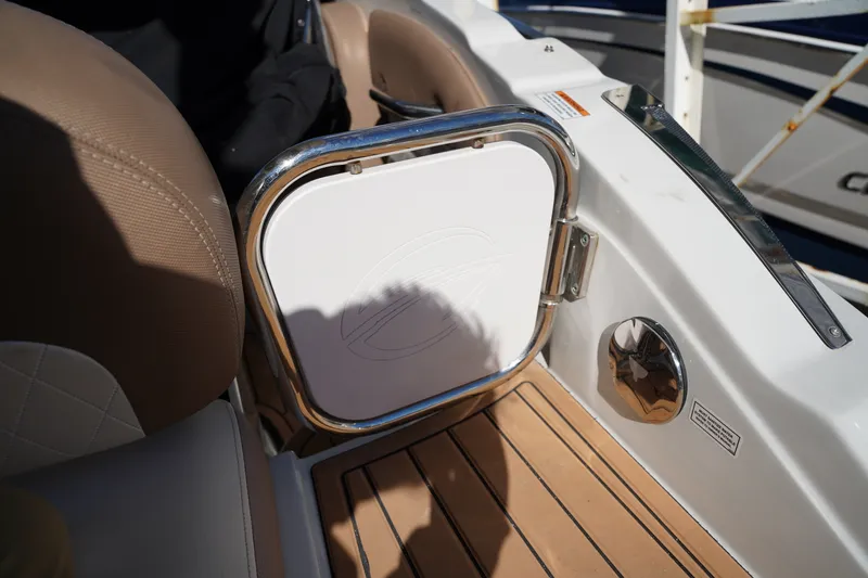 Slide: The Image of Crownline Boats E 235 XS 2019 - 50