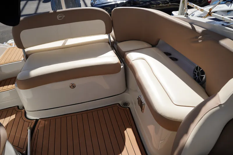 Slide: The Image of Crownline Boats E 235 XS 2019 - 36