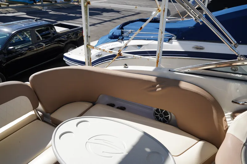 Slide: The Image of Crownline Boats E 235 XS 2019 - 31