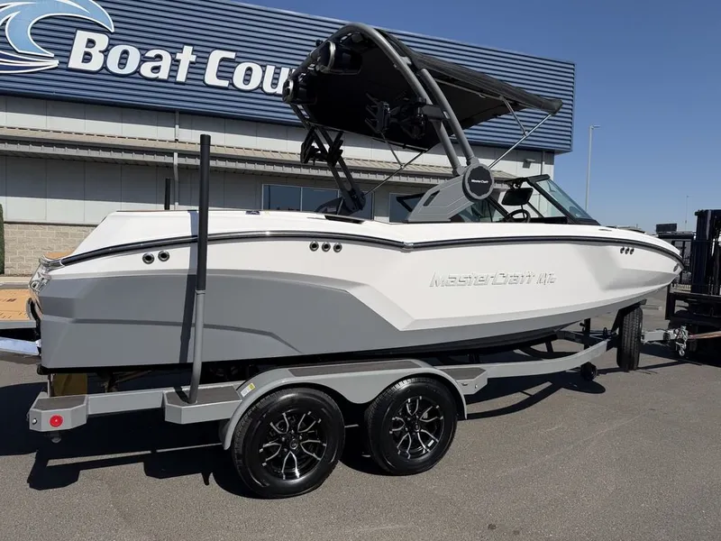 Slide: The Image of MasterCraft NXT20 2027 - 3