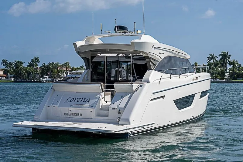 Slide: The Image of Carver Yachts C52 Coupe 2017 - 4