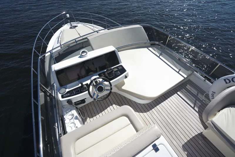 Slide: The Image of Schaefer 510 GT Pininfarina 2022 - 11