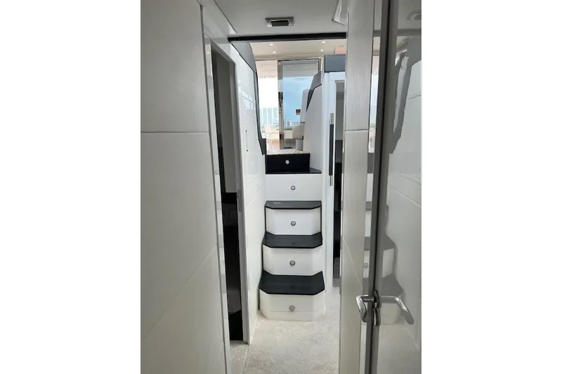 Slide: The Image of Schaefer 510 GT Pininfarina 2022 - 24