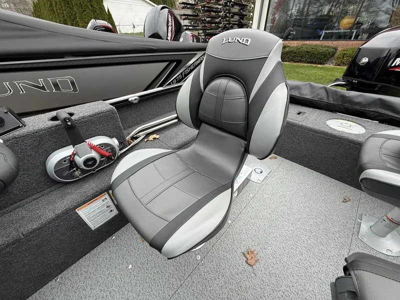 Slide: The Image of Lund 1650 Rebel XL Sport 2025 - 11