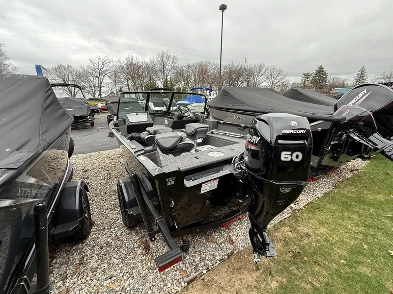 Slide: The Image of Lund 1650 Rebel XL Sport 2025 - 2