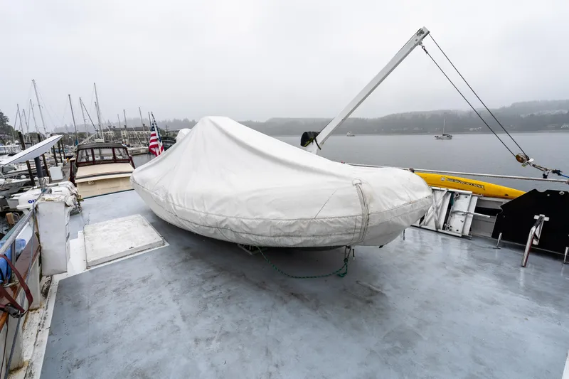 Slide: The Image of McQueen Motoryacht 1980 - 45