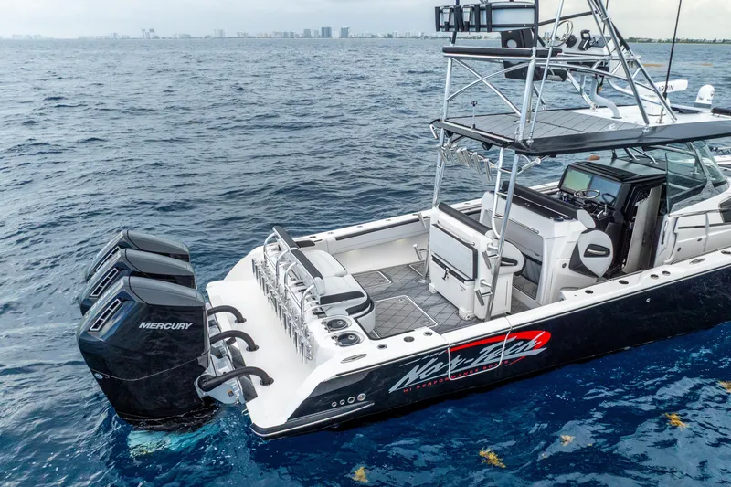 Slide: The Image of Nor-Tech 452 Super Fish 2024 - 53