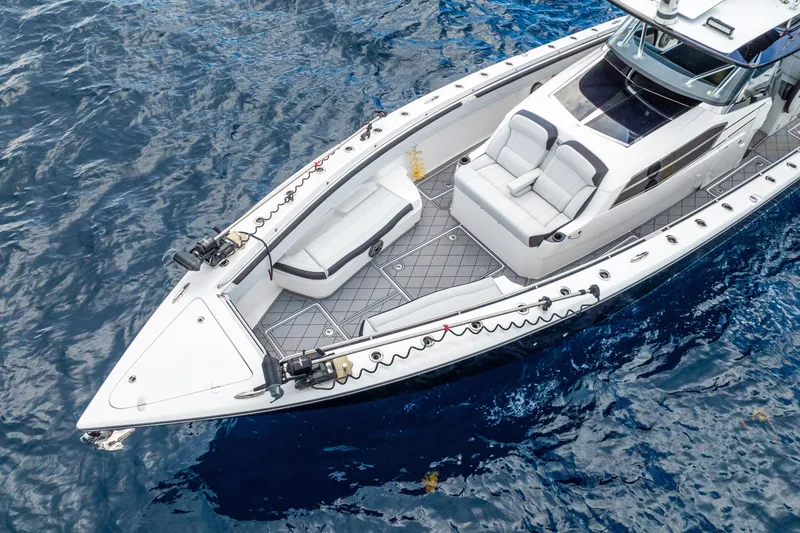 Slide: The Image of Nor-Tech 452 Super Fish 2024 - 20