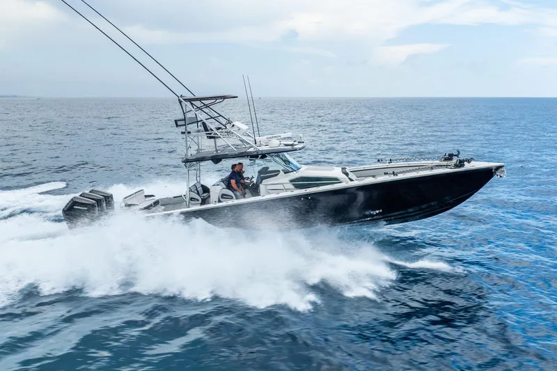 Slide: The Image of Nor-Tech 452 Super Fish 2024 - 46