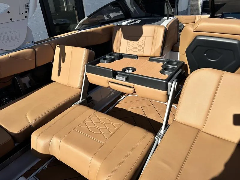 Slide: The Image of Malibu 23 LSV 2026 - 22
