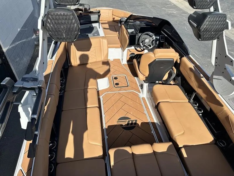 Slide: The Image of Malibu 23 LSV 2026 - 18