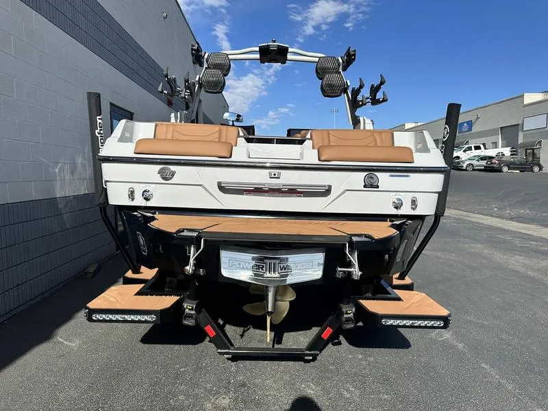 Slide: The Image of Malibu 23 LSV 2026 - 10
