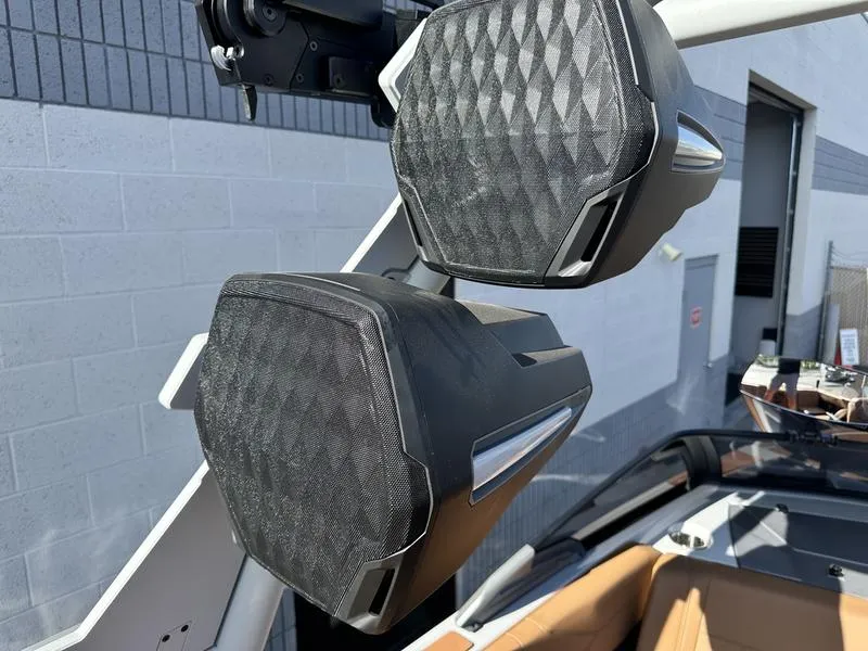 Slide: The Image of Malibu 23 LSV 2026 - 13