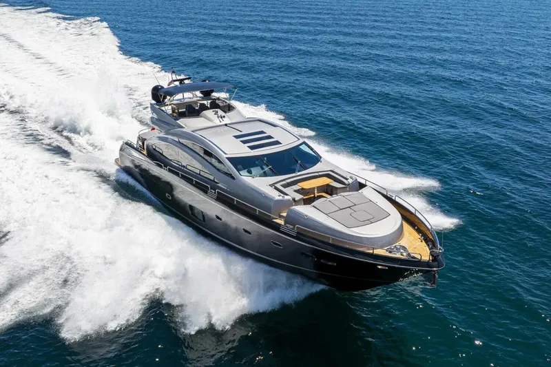 Slide: The Image of Sunseeker Predator 84 2010 - 18