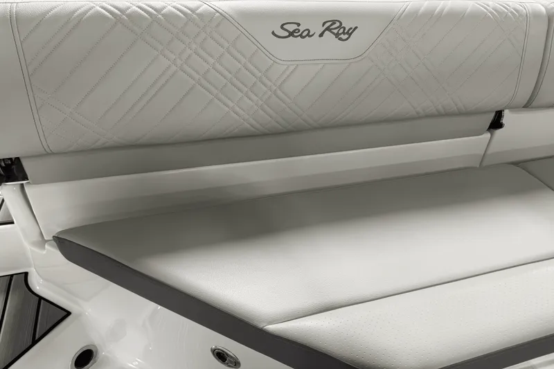 Slide: The Image of Sea Ray SDX 250 Outboard 2025 - 26