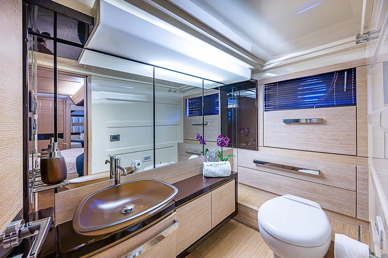 Slide: The Image of Azimut 64 2013 - 53