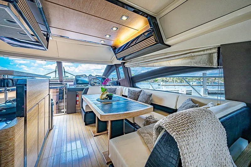 Slide: The Image of Azimut 64 2013 - 35