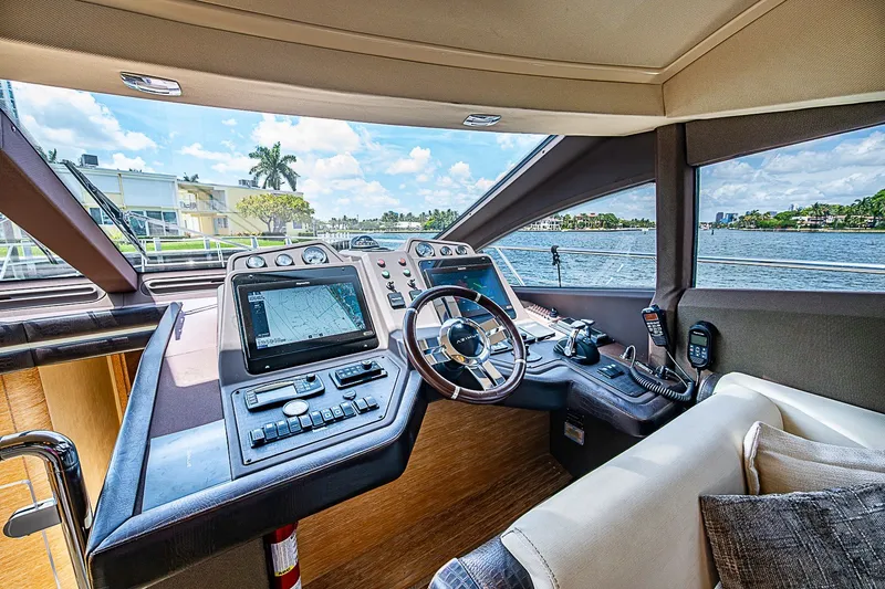 Slide: The Image of Azimut 64 2013 - 37