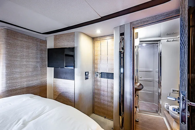Slide: The Image of Azimut 64 2013 - 34