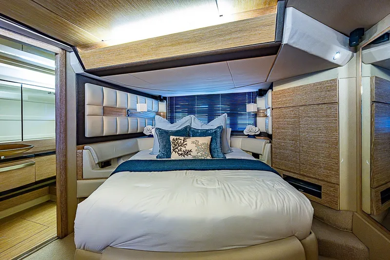 Slide: The Image of Azimut 64 2013 - 58