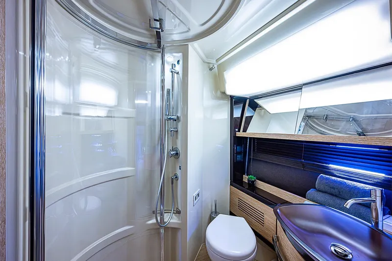 Slide: The Image of Azimut 64 2013 - 45