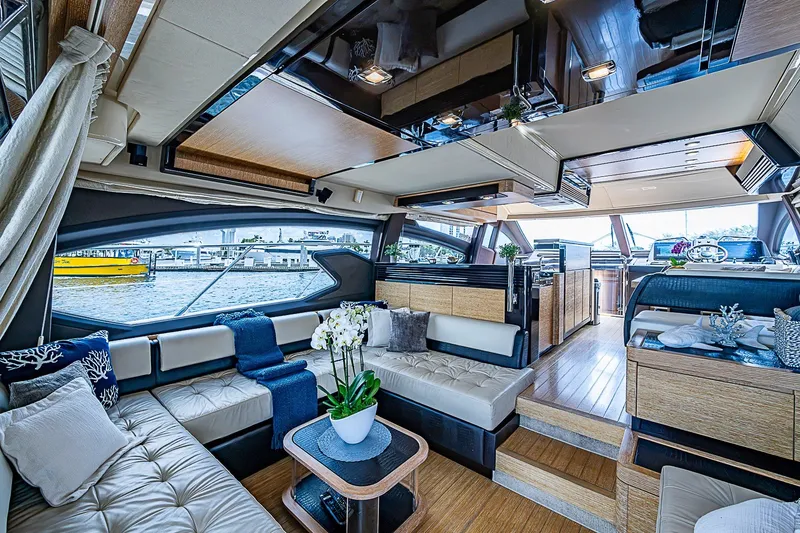 Slide: The Image of Azimut 64 2013 - 67