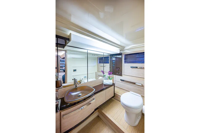 Slide: The Image of Azimut 64 2013 - 54