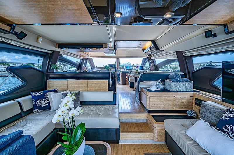 Slide: The Image of Azimut 64 2013 - 68