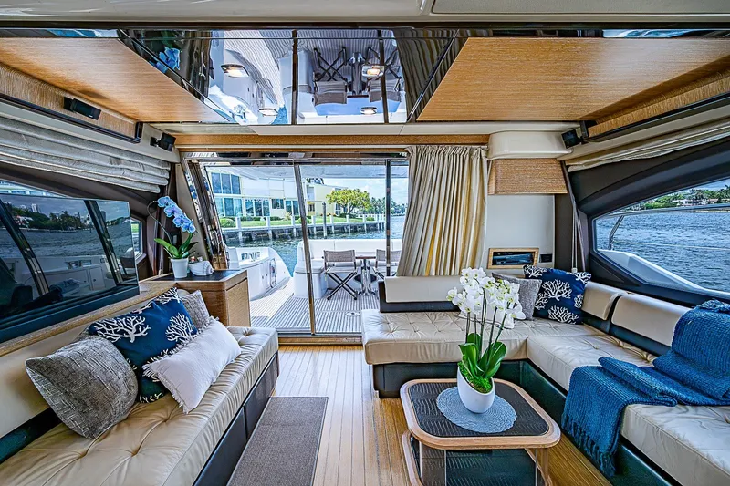 Slide: The Image of Azimut 64 2013 - 71