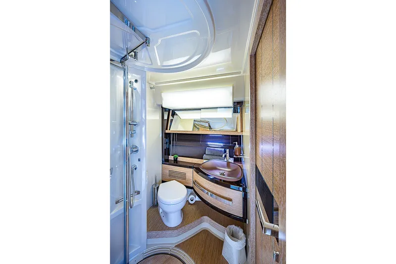 Slide: The Image of Azimut 64 2013 - 48