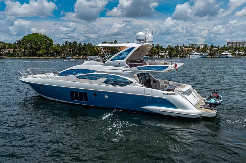 The Image of Azimut 64 2013 - 0
