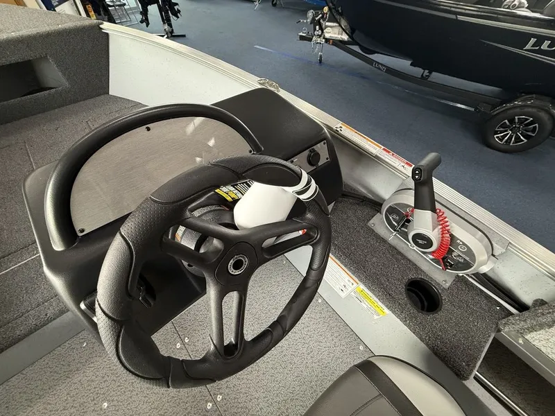 Slide: The Image of Lund 1400 Fury SS 2025 - 6