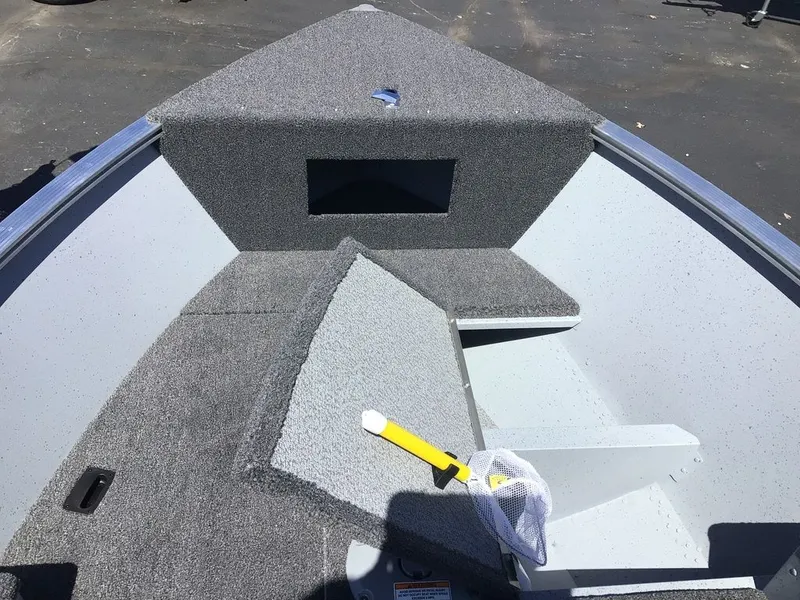 Slide: The Image of Lund 1400 Fury SS 2025 - 13