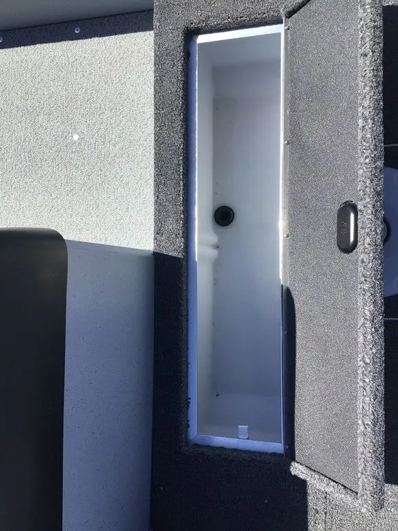 Slide: The Image of Lund 1400 Fury SS 2025 - 14