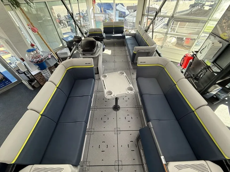 Slide: The Image of Sea-Doo Switch™ Cruise Limited 21 - 230 hp Painted 2025 - 13