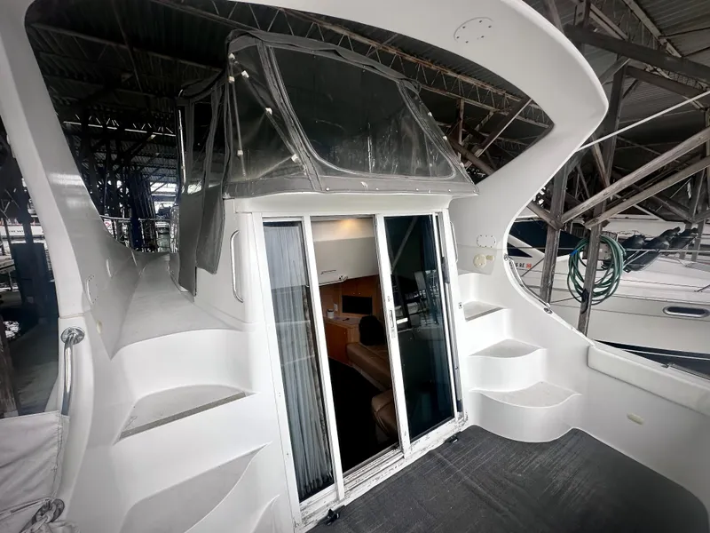 Slide: The Image of Carver Yachts 350 Mariner 1997 - 19