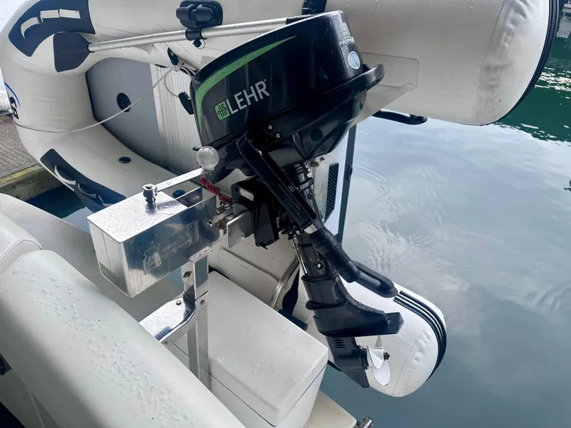 Slide: The Image of Carver Yachts 350 Mariner 1997 - 44