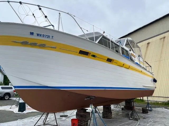 Slide: The Image of Chris-Craft 460 Constellation 1965 - 20