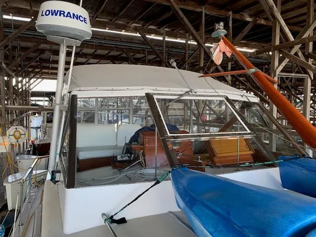 Slide: The Image of Chris-Craft 460 Constellation 1965 - 23