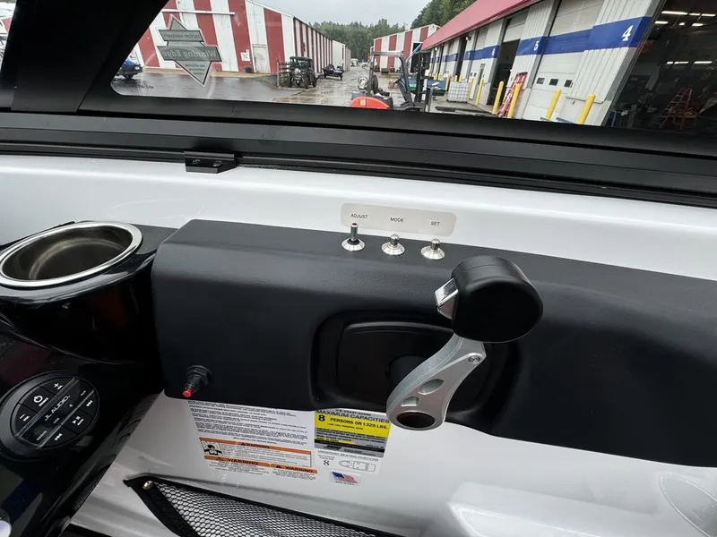 Slide: The Image of Scarab 195 LX 2025 - 11