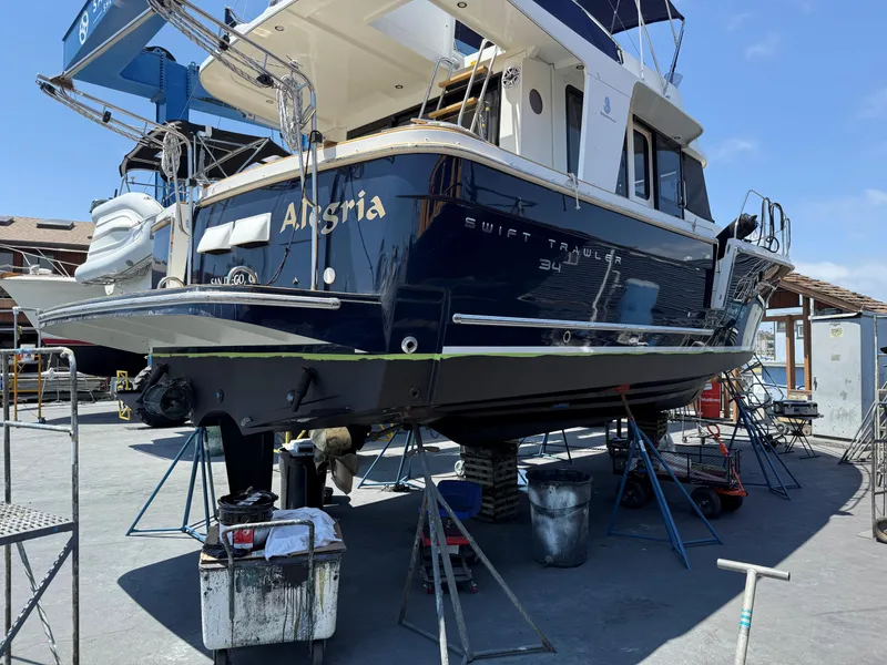 Slide: The Image of Beneteau Swift Trawler 34 2014 - 20