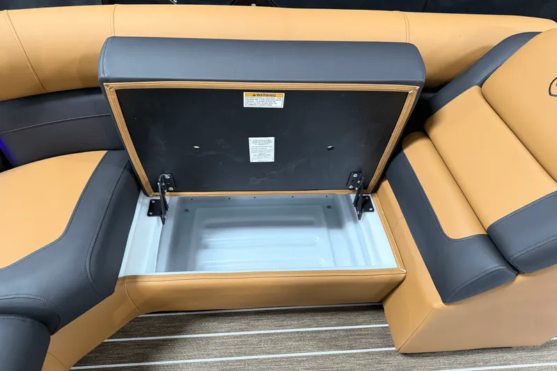 Slide: The Image of Premier 230 Sunsation 2025 - 61