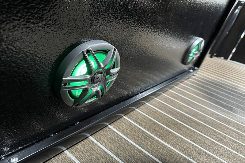 Slide: The Image of Premier 230 Sunsation 2025 - 67