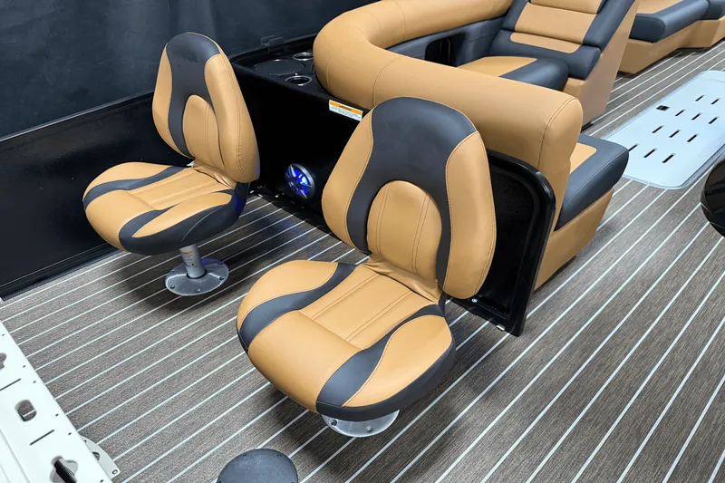 Slide: The Image of Premier 230 Sunsation 2025 - 68