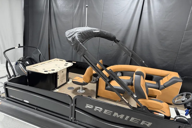 Slide: The Image of Premier 230 Sunsation 2025 - 7
