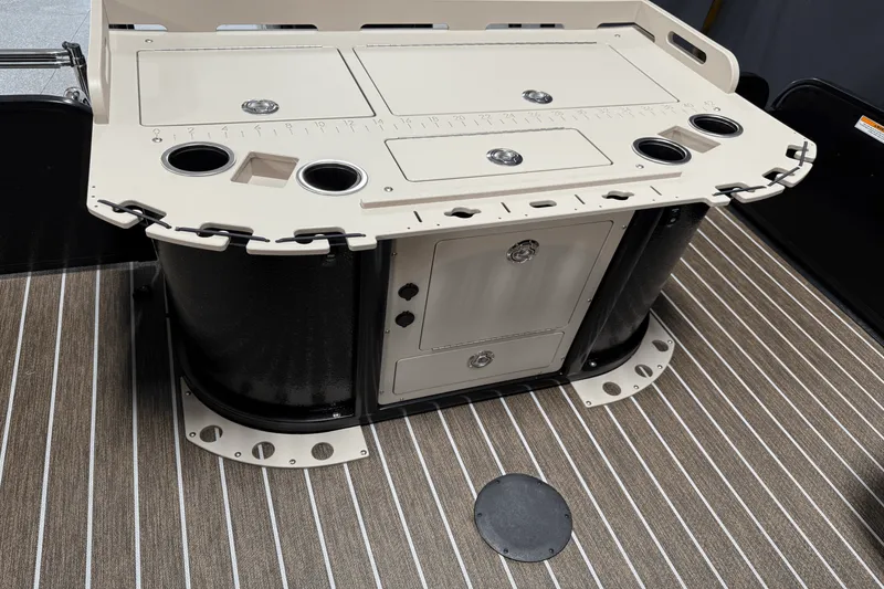 Slide: The Image of Premier 230 Sunsation 2025 - 71