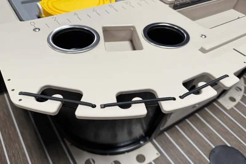 Slide: The Image of Premier 230 Sunsation 2025 - 74